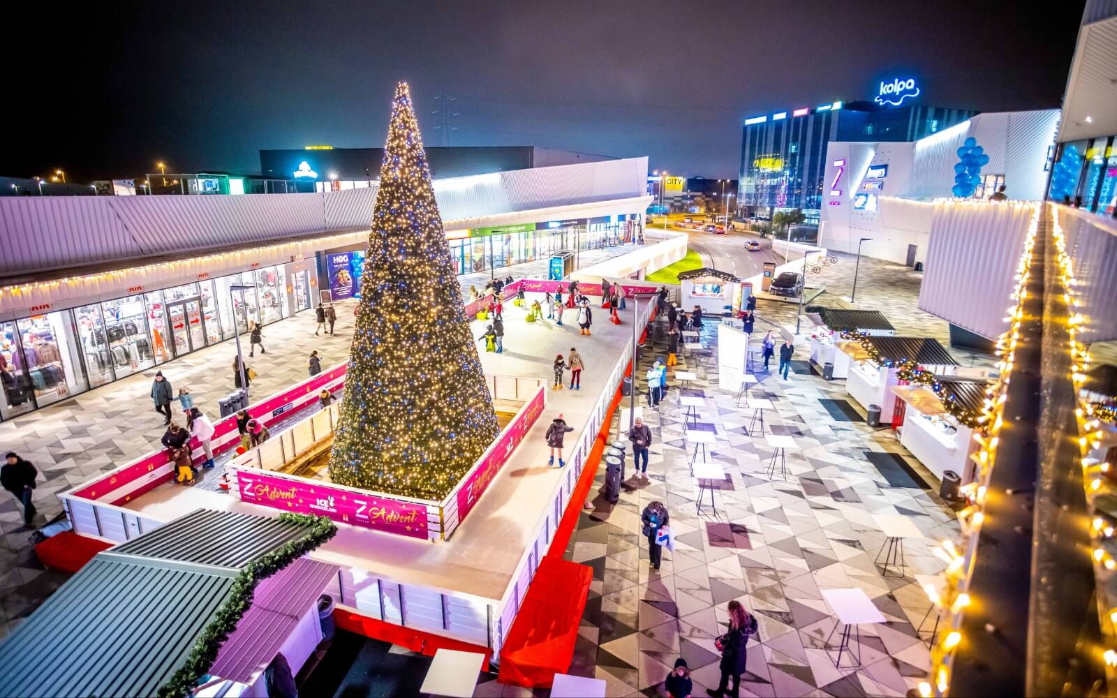 Ice Wonderland ice rink delighted the visitors of the Z centre 2nd year in a row